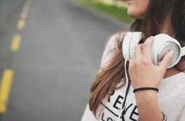 🎶 10 canciones para escuchar mientras andamos en Bici
